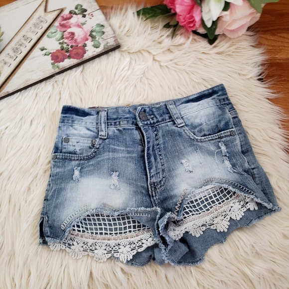Vanilla Star Pants - 🌵VANILLA STAR high waist lace shorts sz1
